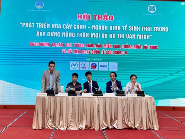 Hội thảo 'Phát triển Hoa Cây cảnh - Ngành kinh tế sinh thái trong xây dựng Nông thôn mới và Đô thị văn minh': Lan đột biến không có tội